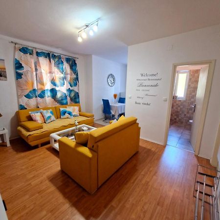 Apartment Lidija Krk Town Exterior foto