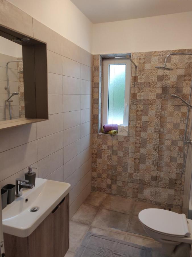 Apartment Lidija Krk Town Exterior foto