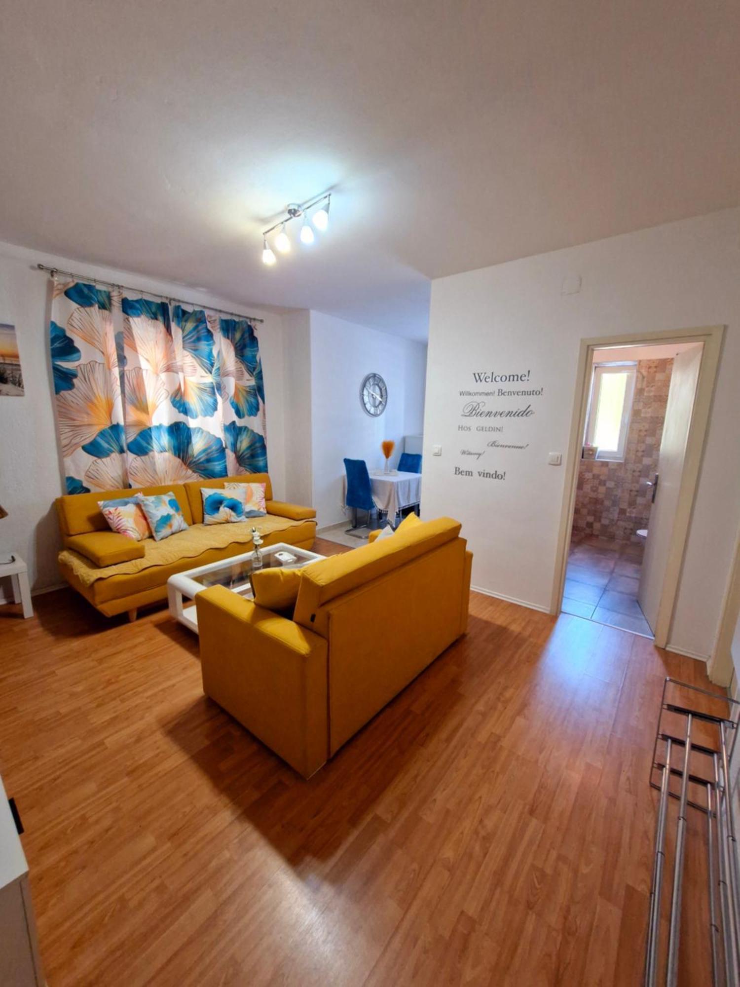 Apartment Lidija Krk Town Exterior foto
